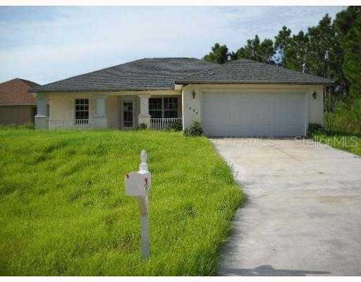 1034 Arbordale St., Lehigh Acres, FL 33974