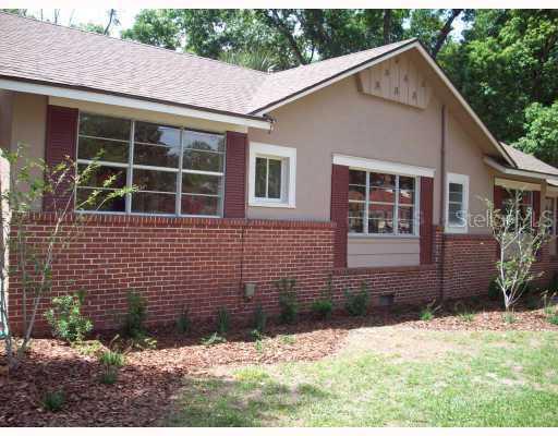 1650 Clear Lake Ave., Orlando, FL 32805