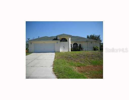 1319 SW 36th Ter., Cape Coral, FL 33914