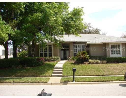 455 West Palm Valley Dr., Oviedo, FL 32765