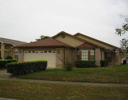 188 Pinewood Cir., Kissimmee, FL 34743