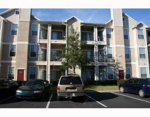 2000 Erving Cir. #204, Ocoee, FL 34761
