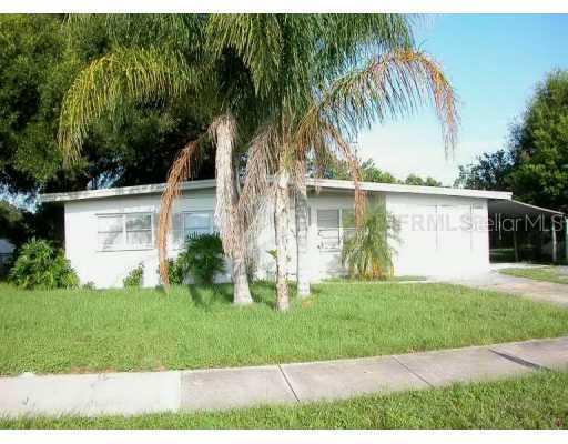 118 Lake Dot Dr., Sanford, FL 32773