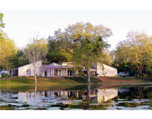 609 Lugano Ct., Sanford, FL 32771