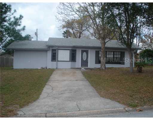110 N Oakland Ave., Minneola, FL 34715