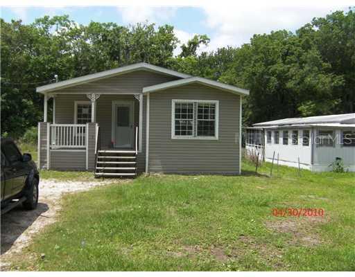 1470 Elizabeth St., New Smyrna Beach, FL 32168