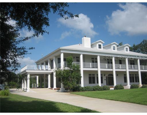 1530 Riverside Dr., Titusville, FL 32780