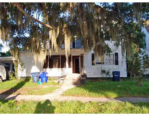 207 N Rockingham Ave., Tavares, FL 32778