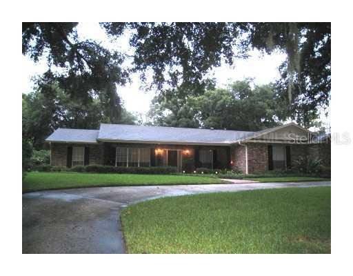 300 Meadow Ln., Longwood, FL 32779