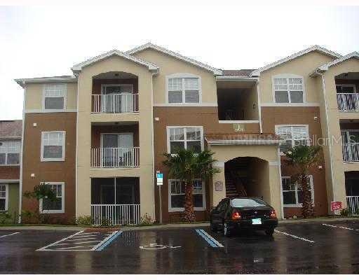 5824 Lake Pointe Village Cir. #511, Orlando, FL 32822
