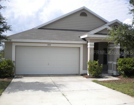 1020 Longville Cir., Tavares, FL 32778