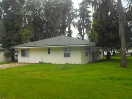 405 Chapman Rd., Lutz, FL 33548