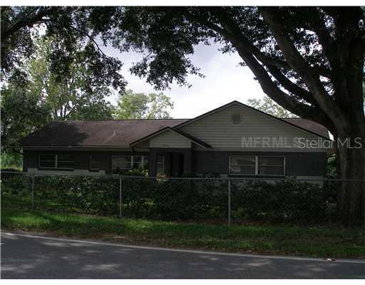 3402 Holliday Ave., Apopka, FL 32703