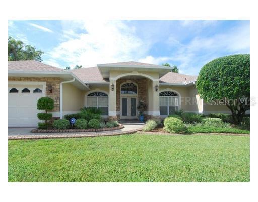 121 Breezewood Dr., DeBary, FL 32713