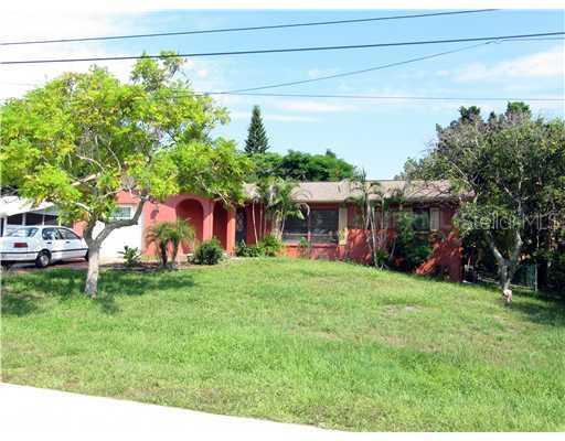 70 Crestview Dr., Englewood, FL 34223