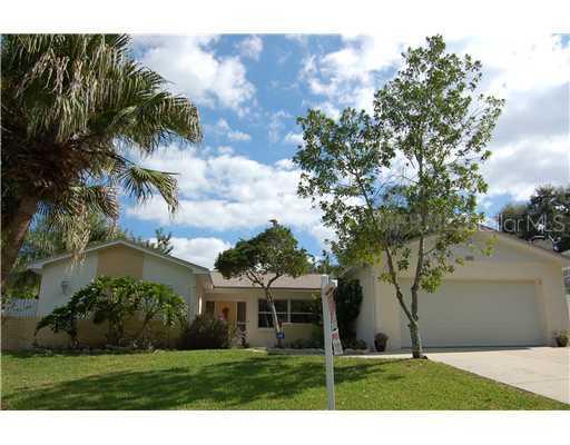 629 Ashberry Ln., Altamonte Springs, FL 32714