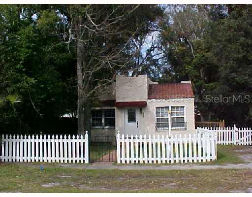 955 W Wisconsin Ave., DeLand, FL 32720