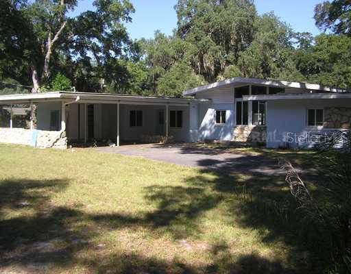 715 Gracie Ct., DeLand, FL 32720