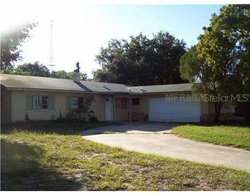 2701 Castle Oak Ave., Orlando, FL 32808