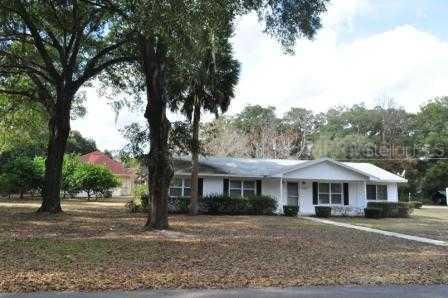 31005 Deal Dr., Sorrento, FL 32776