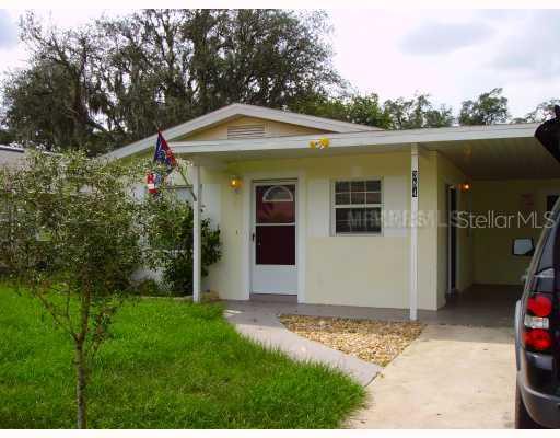 384 Chinaberry Ave., Oviedo, FL 32765