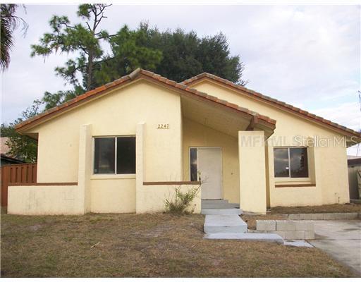 2247 Greenview Cir., Orlando, FL 32808