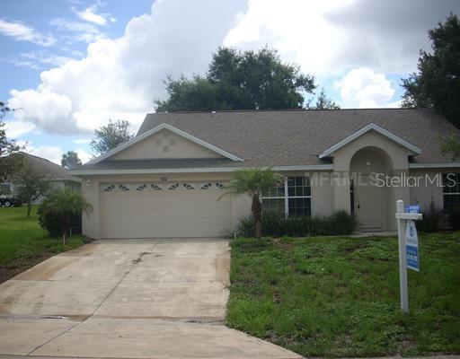 1995 Meadowside Dr., Eustis, FL 32726