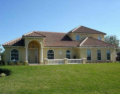 29324 Beauclaire Dr., Tavares, FL 32778