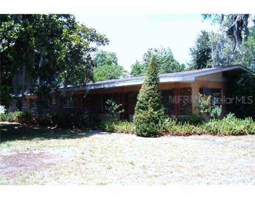 32330 Lakeshore Dr., Tavares, FL 32778