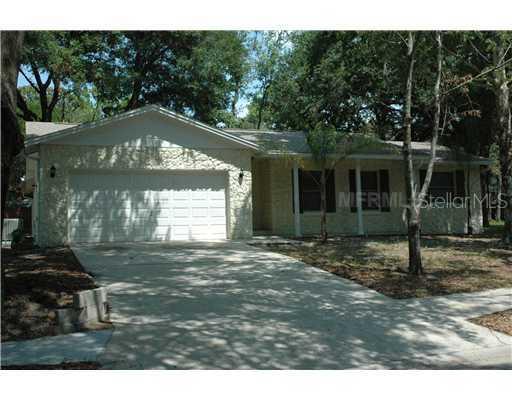 96 Hickory Tree Rd., Longwood, FL 32750