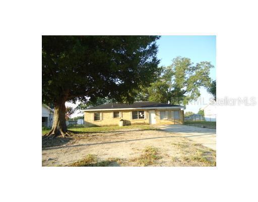 131 Anarece Ave., Auburndale, FL 33823