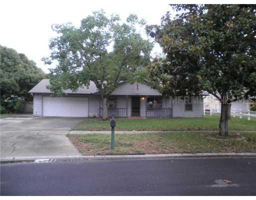 5530 Queenswood Dr., Orlando, FL 32810