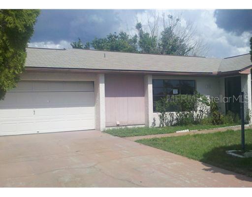 274 Ground Dove Cir., Lehigh Acres, FL 33936