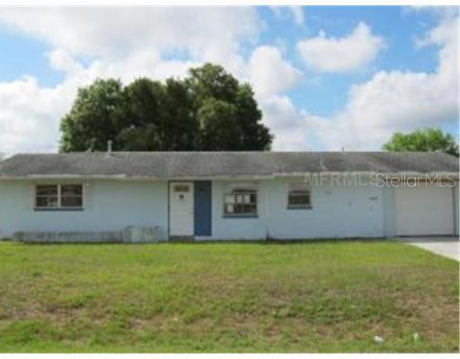 302 Coolidge Ave., Lehigh Acres, FL 33936