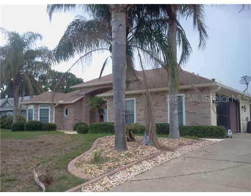 2572 Travida Dr., Deltona, FL 32738