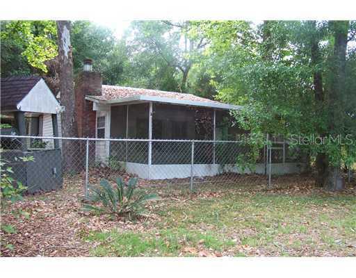 48025 7th St., Altoona, FL 32702