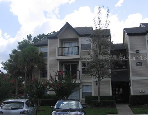 1932 Lake Atriums Cir. #71, Orlando, FL 32839