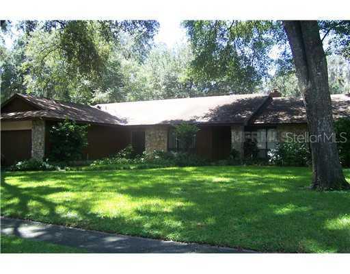 996 Stonewood Ln., Maitland, FL 32751