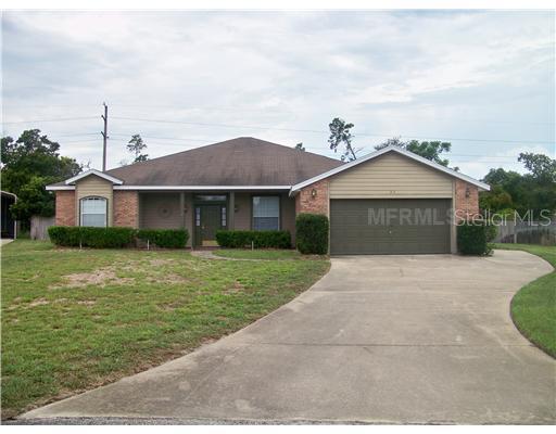 33 Canterclub Ct., DeBary, FL 32713