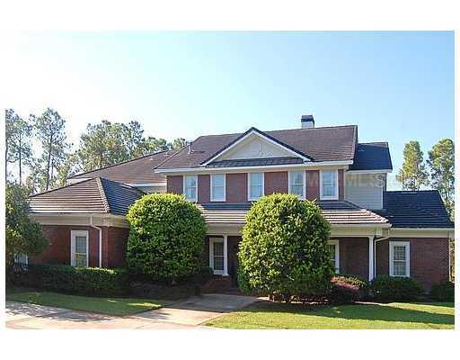 461 Valley Stream Dr., Geneva, FL 32732
