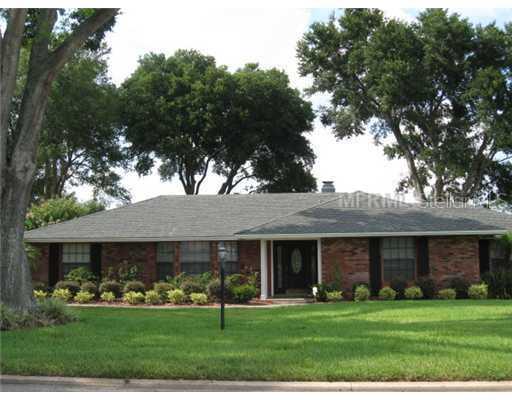 1089 Lake Francis Dr., Apopka, FL 32712