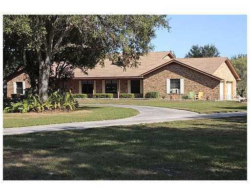 2851 Carriage Ct., Saint Cloud, FL 34772