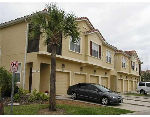 2736 Oakwater Dr., Kissimmee, FL 34747