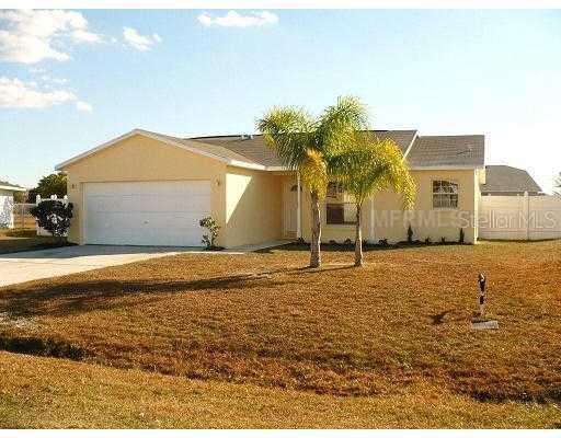 349 Dundee Dr., Poinciana, FL 34759