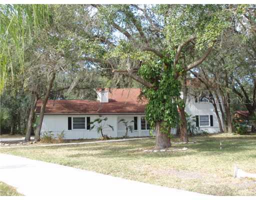 1724 Tanglewood Dr., Kissimmee, FL 34746