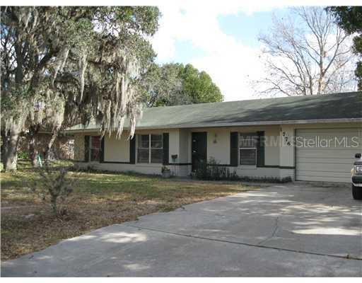 1776 Santee Ave., Deltona, FL 32738