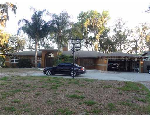 351 Lakeshore Dr., Ocoee, FL 34761