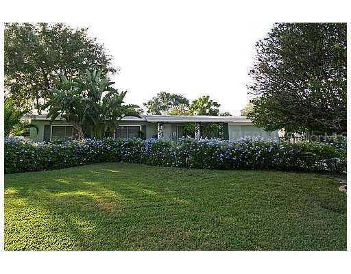 1300 Dove Dr., Orlando, FL 32803