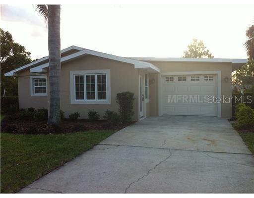 26619 Bimini Dr., Tavares, FL 32778