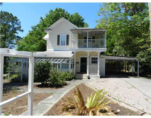 225 N Tremain St., Mount Dora, FL 32757